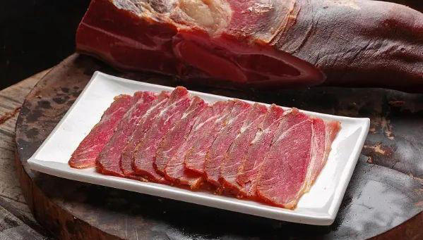 饅頭是肝病的“發(fā)物”？再三提醒：這4種食物，真的應該少吃！